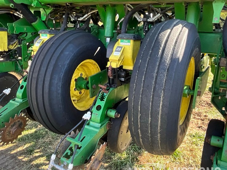 john-deere-1790-image-47
