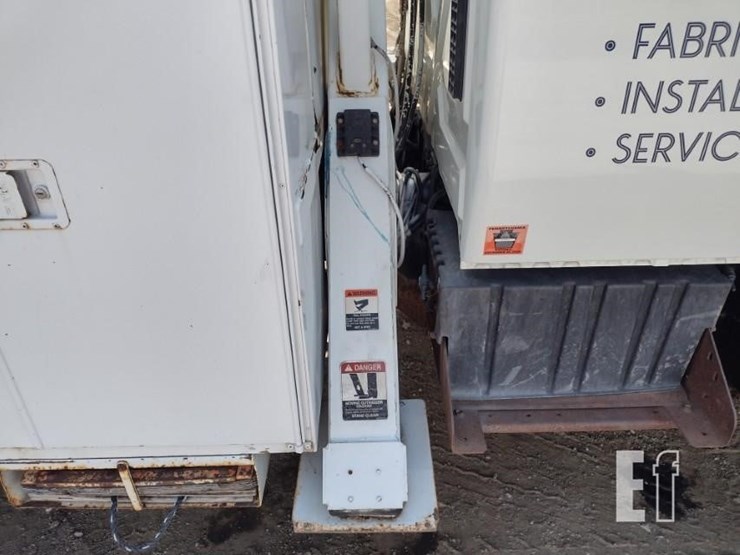 2008-international-durastar-4300-image-36