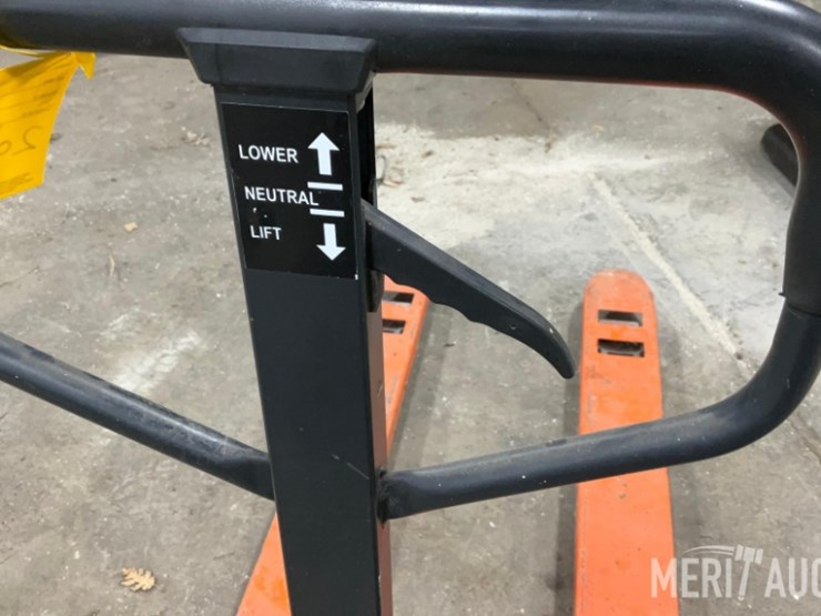 2.5-ton-haul-master-pallet-jack-image-6