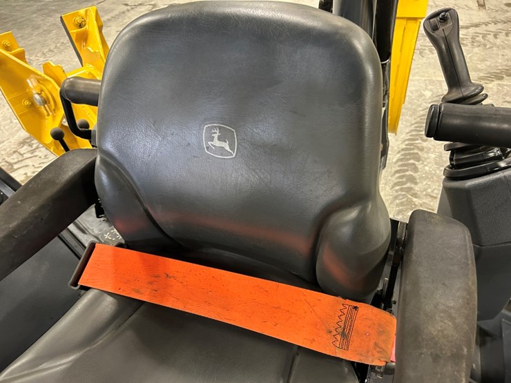 2021-deere-310sl-hl-image-56