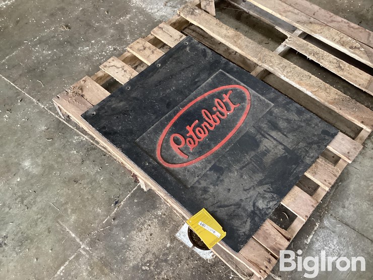 peterbilt-mud-flap-image-3