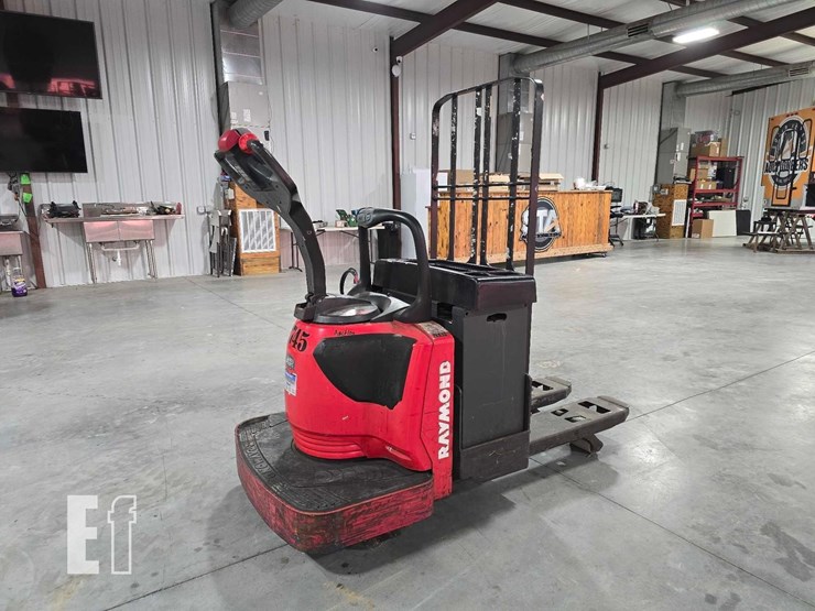 raymond-8410-image-3