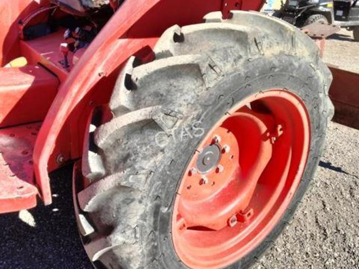 kubota-l2800-image-7