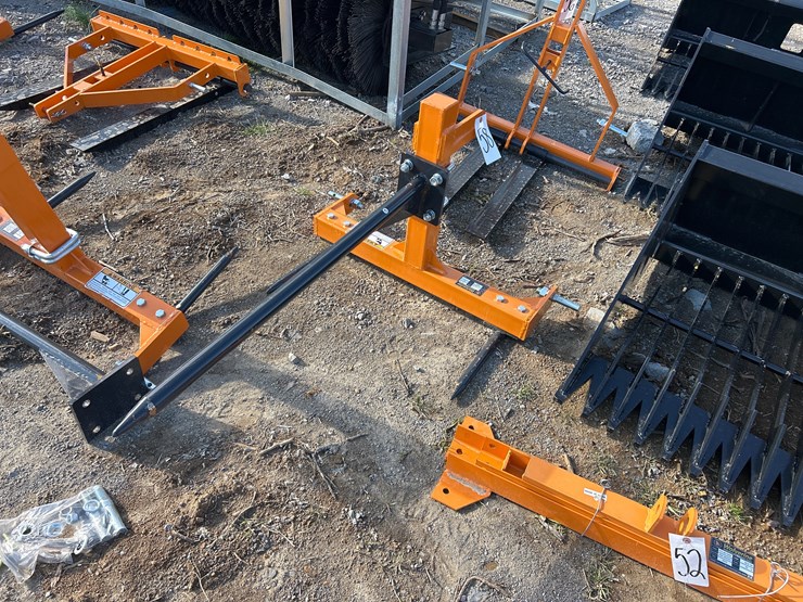 #58-•-unused-3pt-hay-spear-image-1