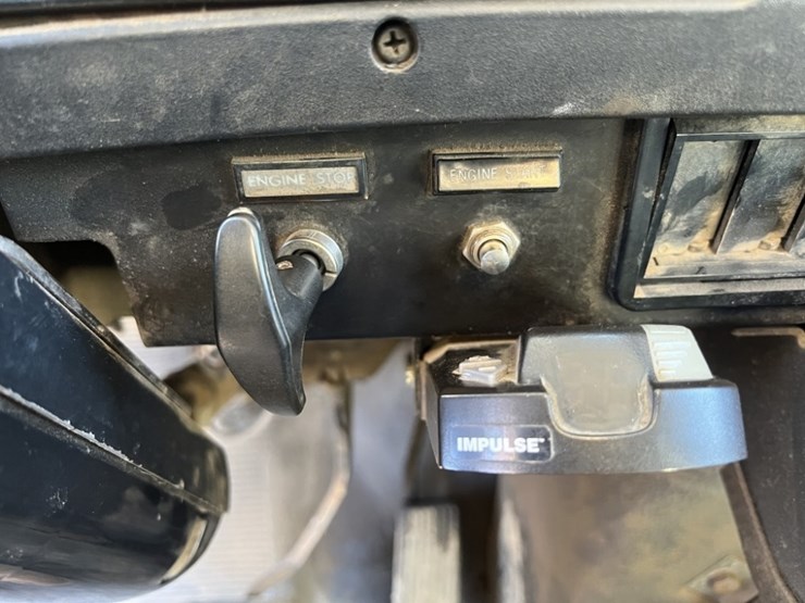 1996-international-4700-image-31