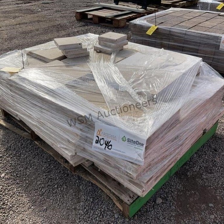 PALLET OF TRAVERTINE PAVERS