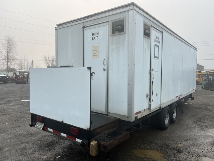 2006-acsi-tt24-102a-t/a-restroom-trailer-image-4