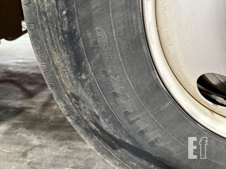 2006-kenworth-t800-image-21