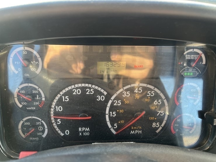 2014-vactor-2100-image-26