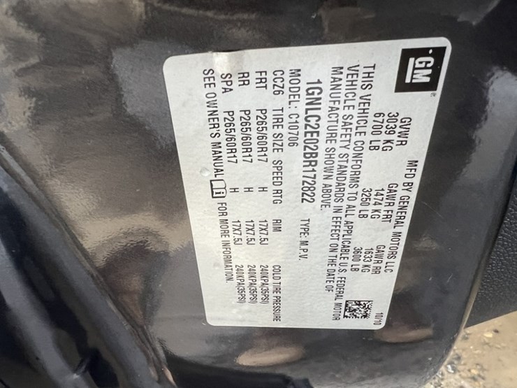 2011-chevrolet-tahoe-image-10