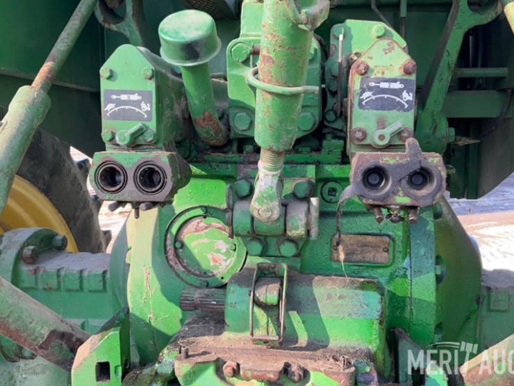 john-deere-4430-image-24