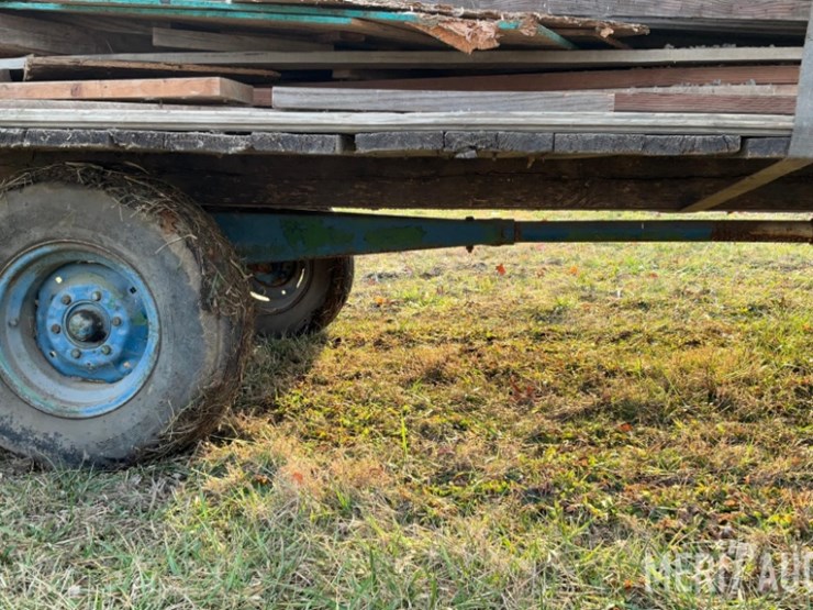 16ft.-hay-rack-on-running-gear-image-28