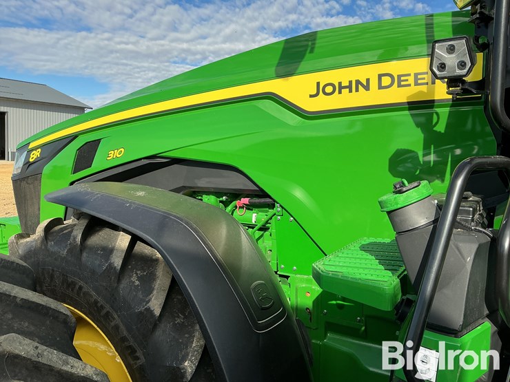 2024-john-deere-8r-310-image-12