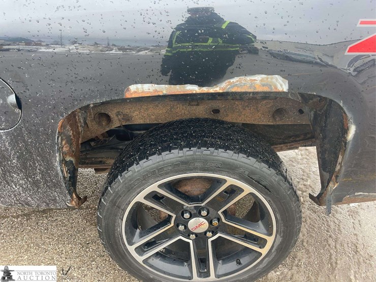 2013-chevrolet-silverado-1500-image-31