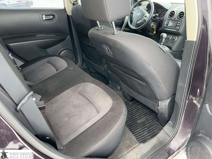 2013-nissan-rogue-image-29