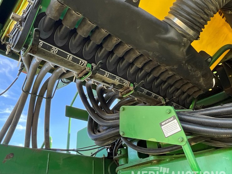 john-deere-1790-image-62