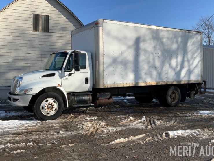 2007-international-durastar-4300-image-1