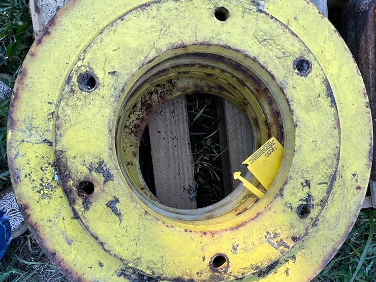 (10)-enfo-tractor-rear-wheel-weights-image-2