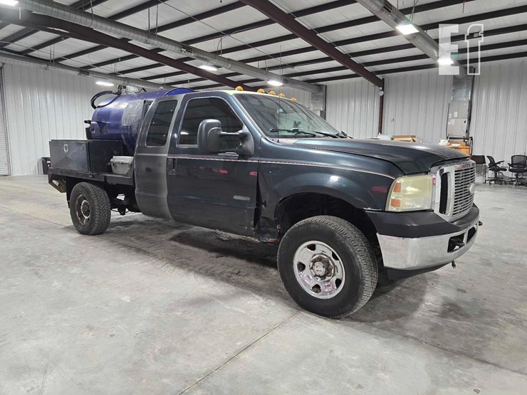 2006-ford-f250-sd-image-2