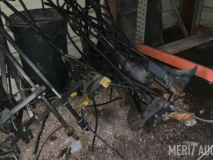 selection-of-y-drops-image-5