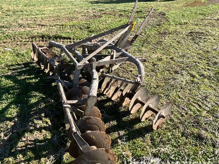 8ft.-3pt.-disc-image-5