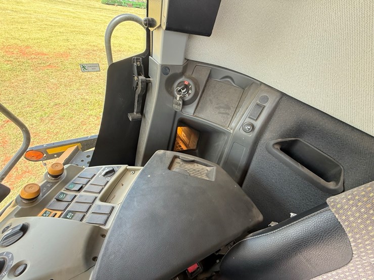 #24-•-claas-740-image-21