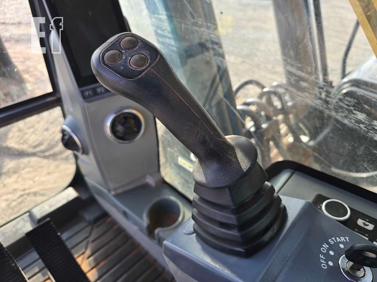 2022-xcmg-xe210u-image-14