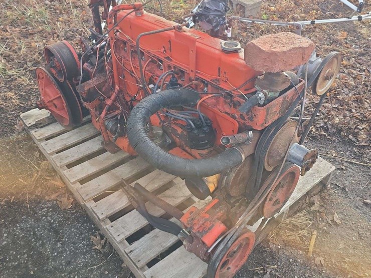 chevrolet-292-motor-with-transmission,-uni-701-image-3