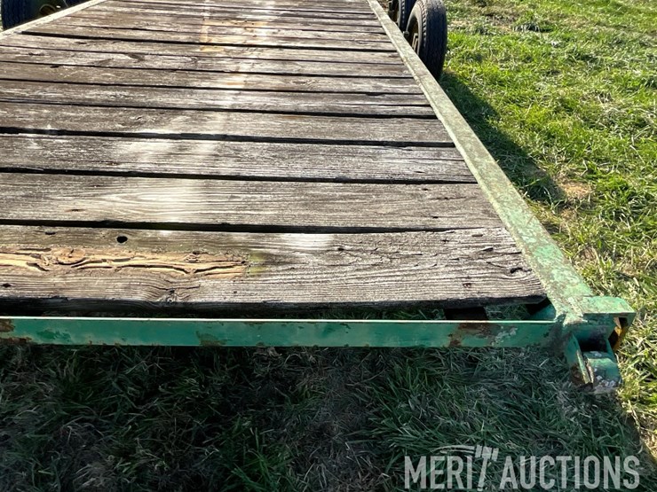 john-deere-implement-trailer-image-26