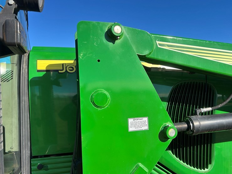2007-john-deere-7520-image-12