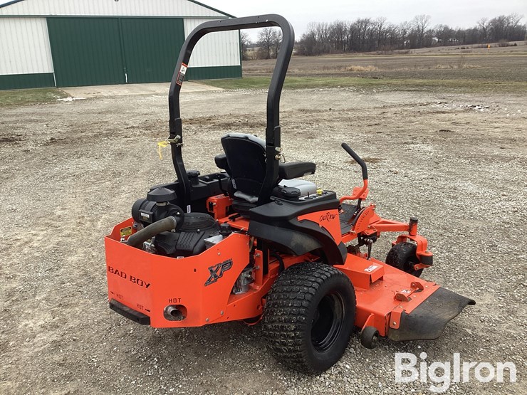 2015-bad-boy-outlaw-72”-ztr-lawn-mower-image-5