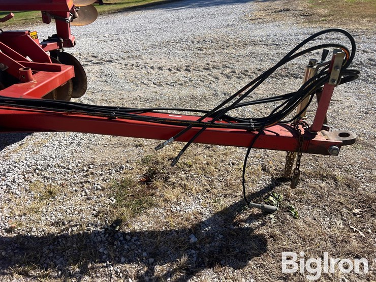 case-ih-3950-image-11
