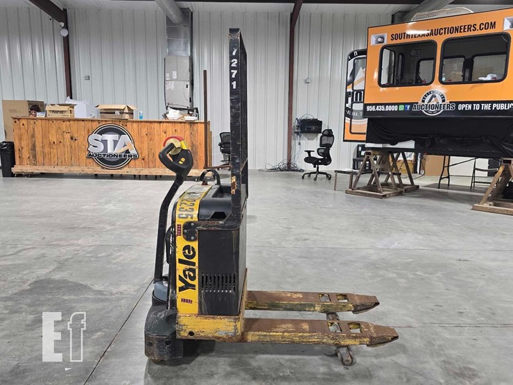 2009-yale-mpb040e-image-6