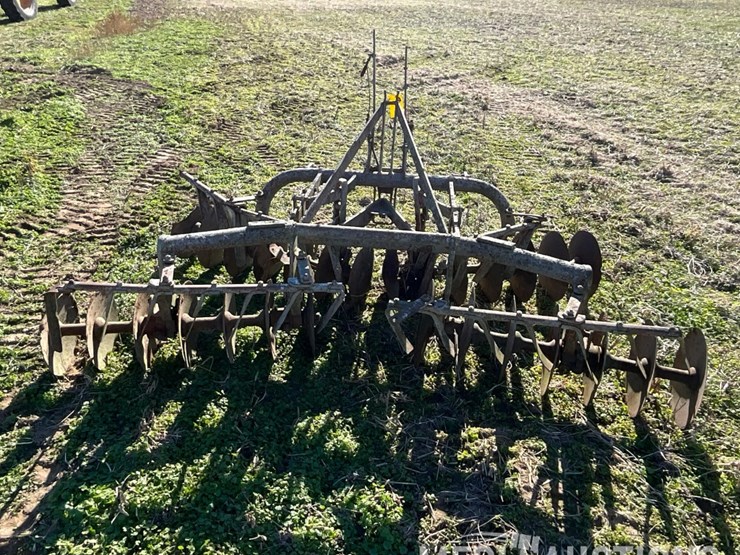 8ft.-3pt.-disc-image-4