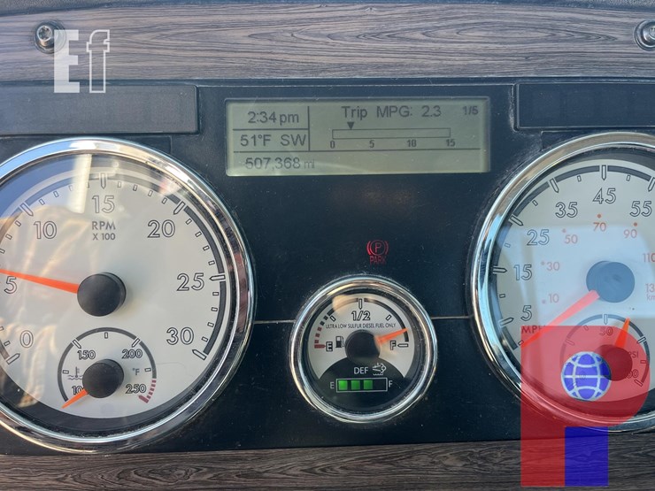 2021-freightliner-coronado-122-sd-image-9