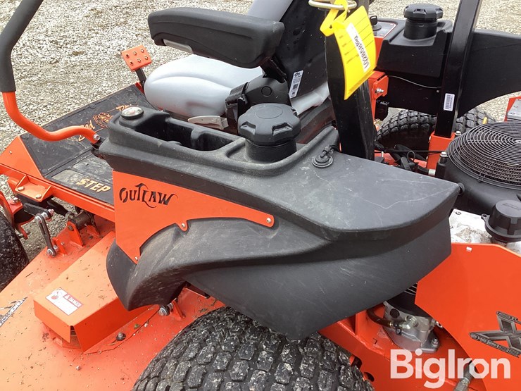 2015-bad-boy-outlaw-72”-ztr-lawn-mower-image-19