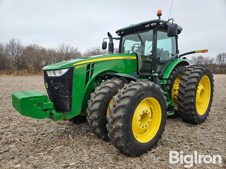 2014-john-deere-8345r-image-1