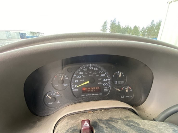 1996-chevrolet-astro-image-23