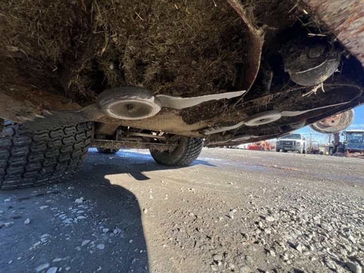 2011-toro-groundsmaster-4000d-4wd-rotary-mower-image-17