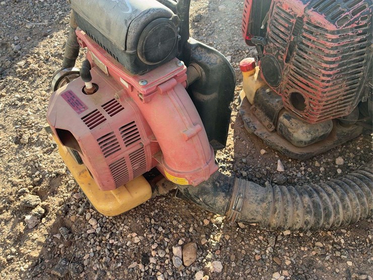 (2)-backpack-blowers-image-6