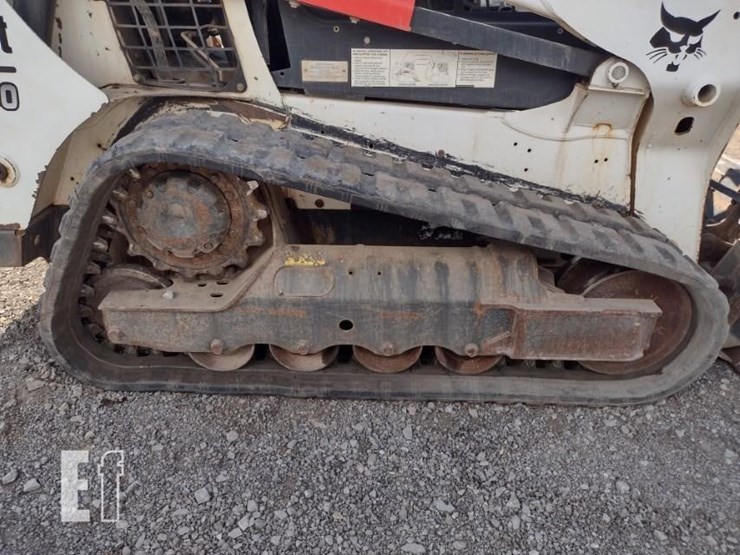 2020-bobcat-t590-image-27