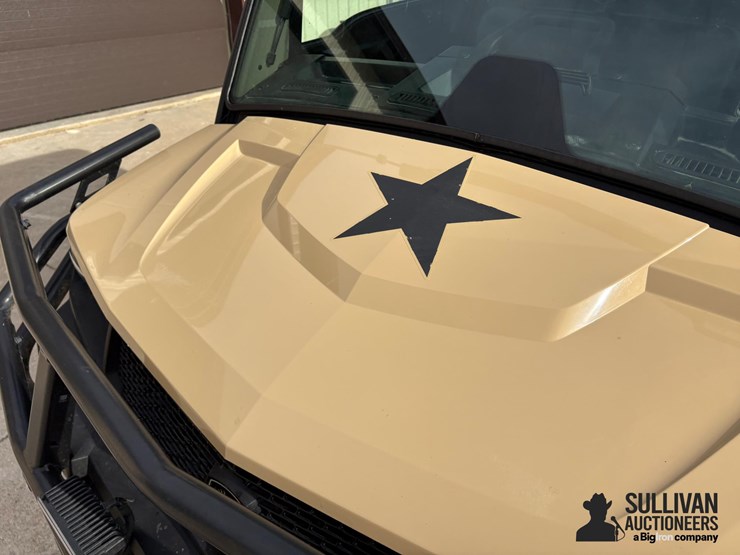 2022-john-deere-xuv835m-4x4-utv-image-16