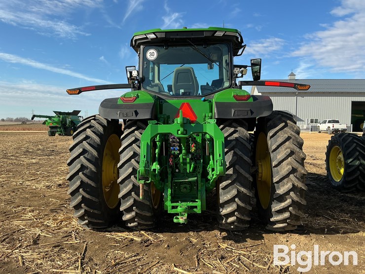 2024-john-deere-8r-370-image-6