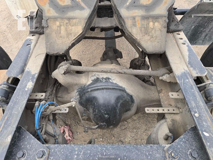 2018-freightliner-cascadia-113-image-26