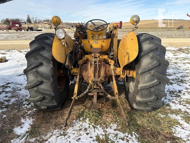 massey-ferguson-65-image-3