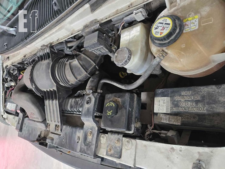 2006-ford-e350-sd-image-26