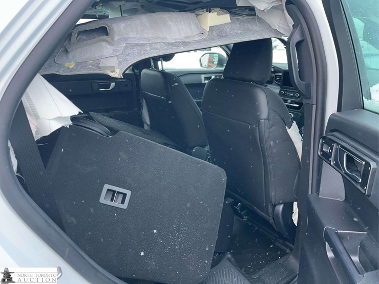 2025-ford-explorer-image-14