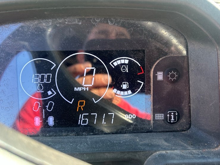 #26-•-john-deere-xuv-865m-image-14