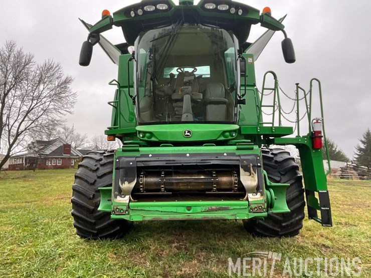 2015-john-deere-s660-image-8