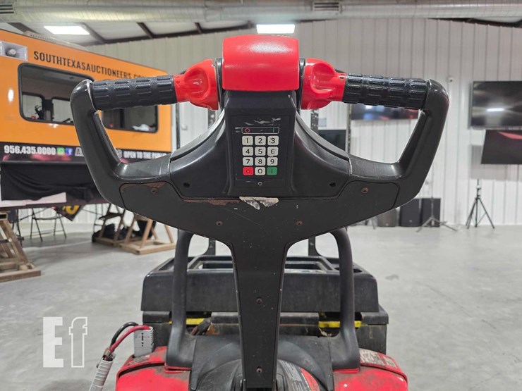 raymond-8400-image-9